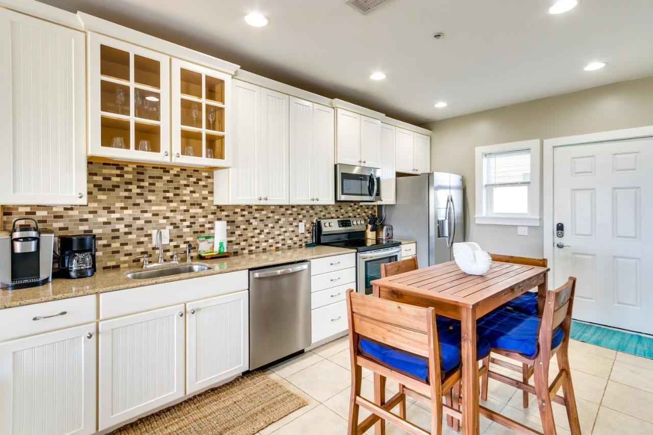 Bayfront Pensacola Beach Condo With Pool And Elevator Екстер'єр фото